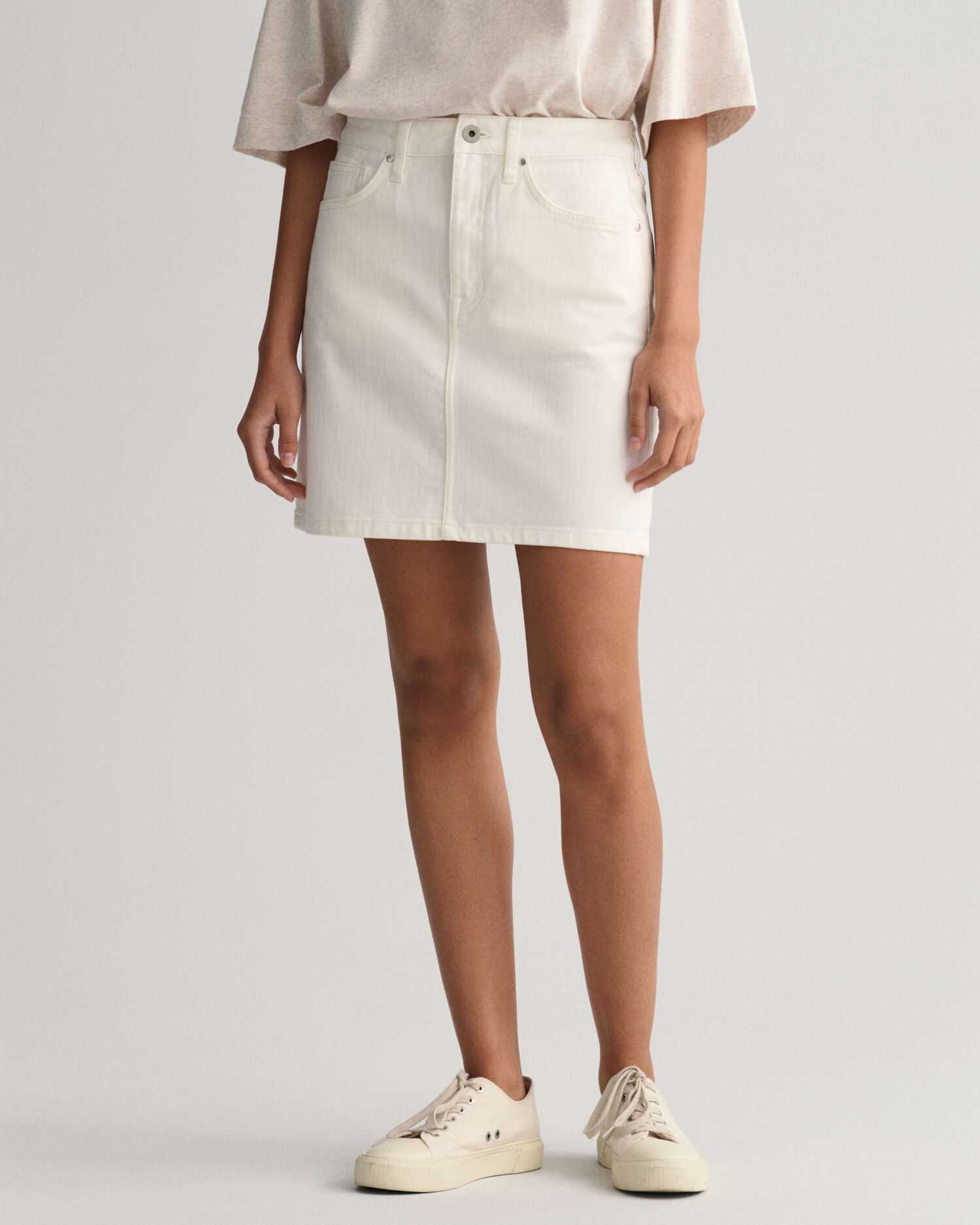 Womens Petite Polka Dot Denim Skirt - White, White from Topshop on 21  Buttons