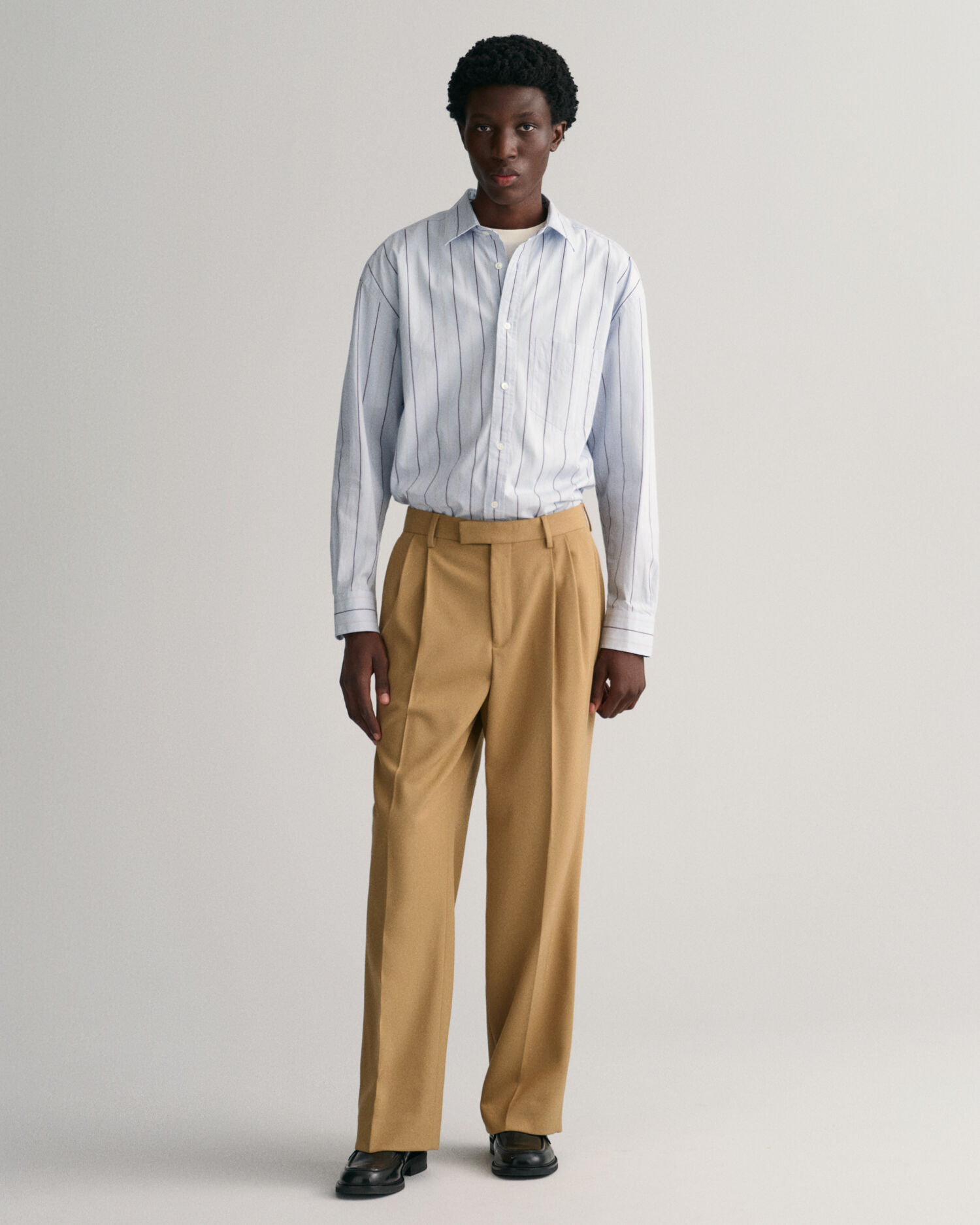 Linen and cotton double pleated trousers | GutteridgeUS | Men's  catalog-gutteridge-storefront