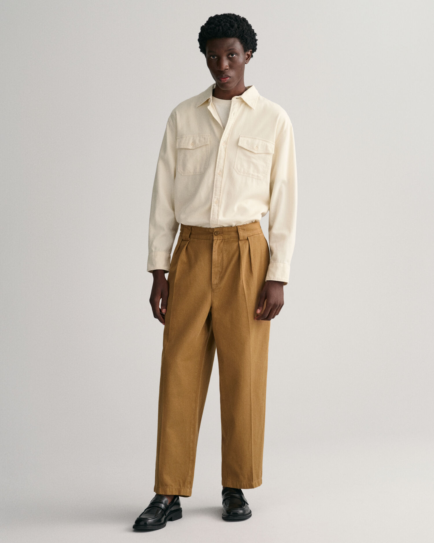 Pleated Twill Chinos - GANT