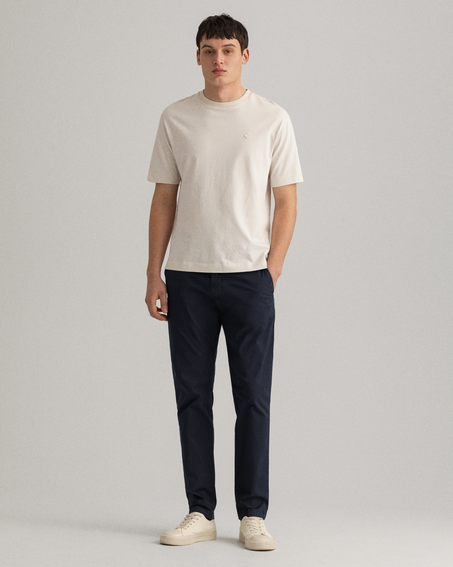 Hallden Slim Fit Sunfaded Chinos - GANT