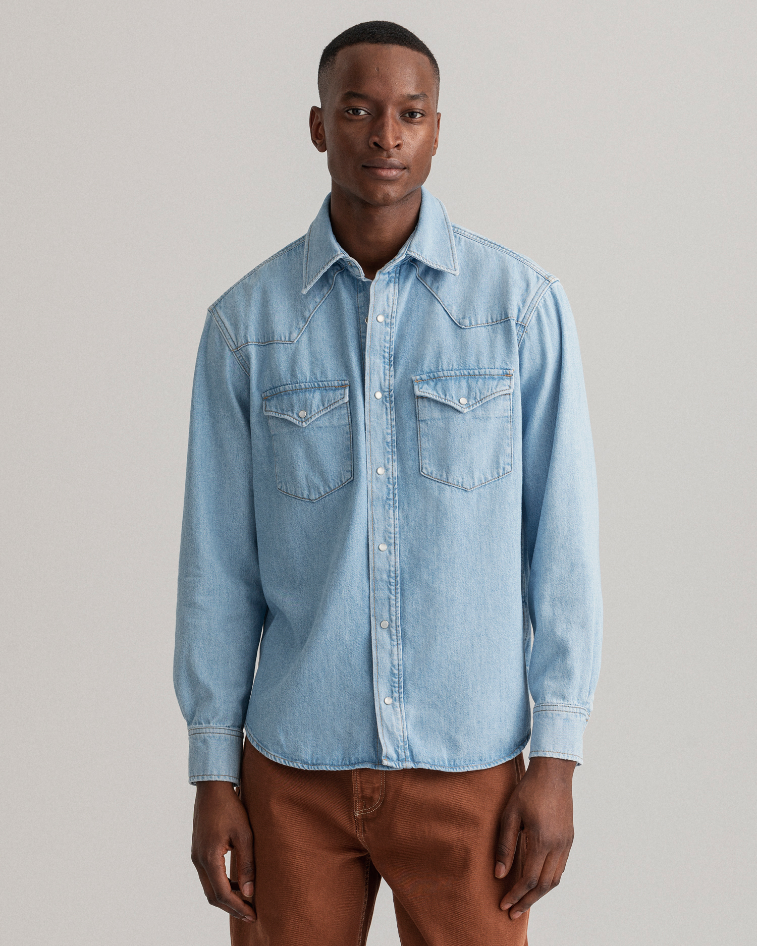 

GANT Men Relaxed Fit Western Denim Shirt (M) Blue