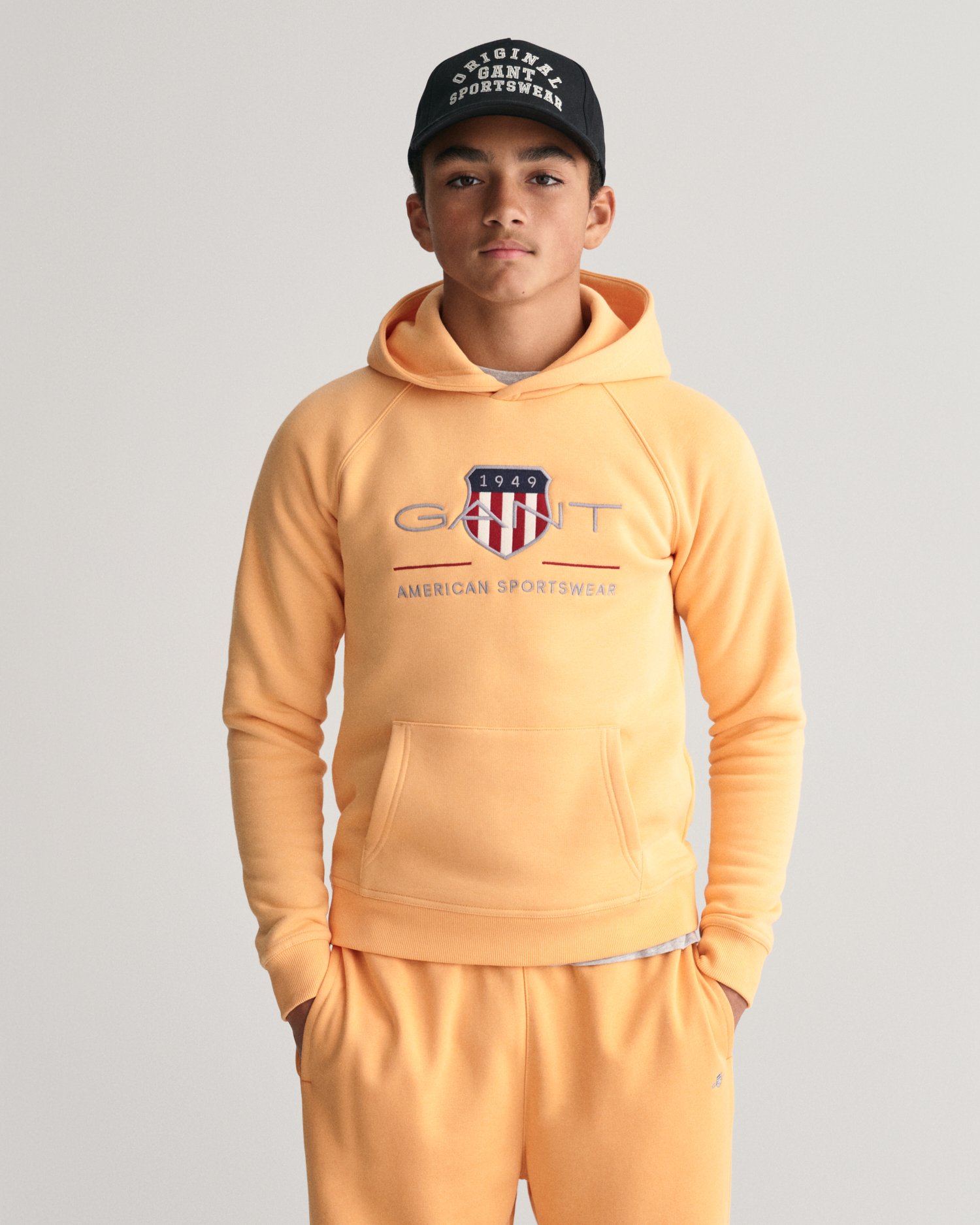 Orange clearance gant hoodie