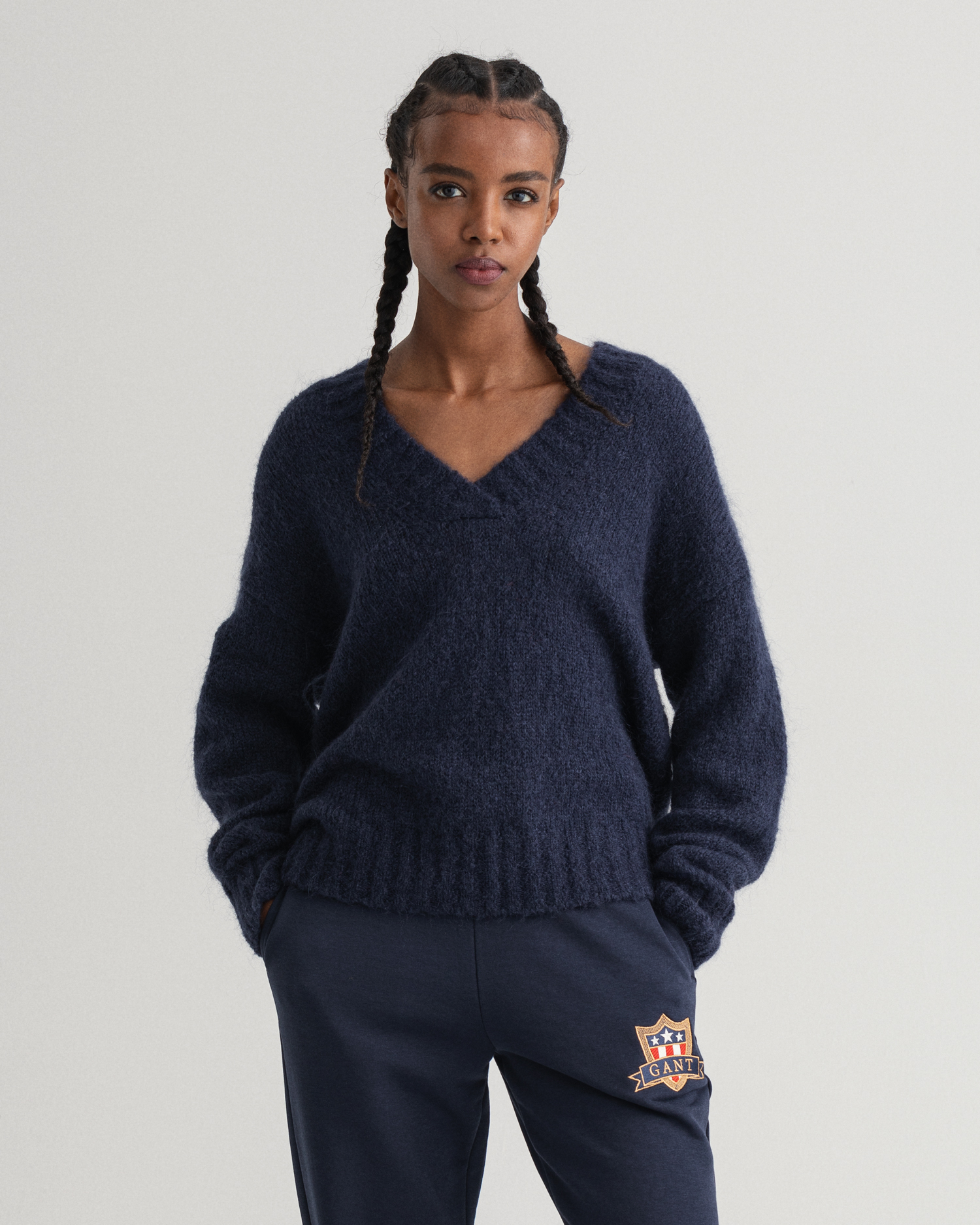 

GANT Women Mohair V-Neck Sweater (XL) Blue