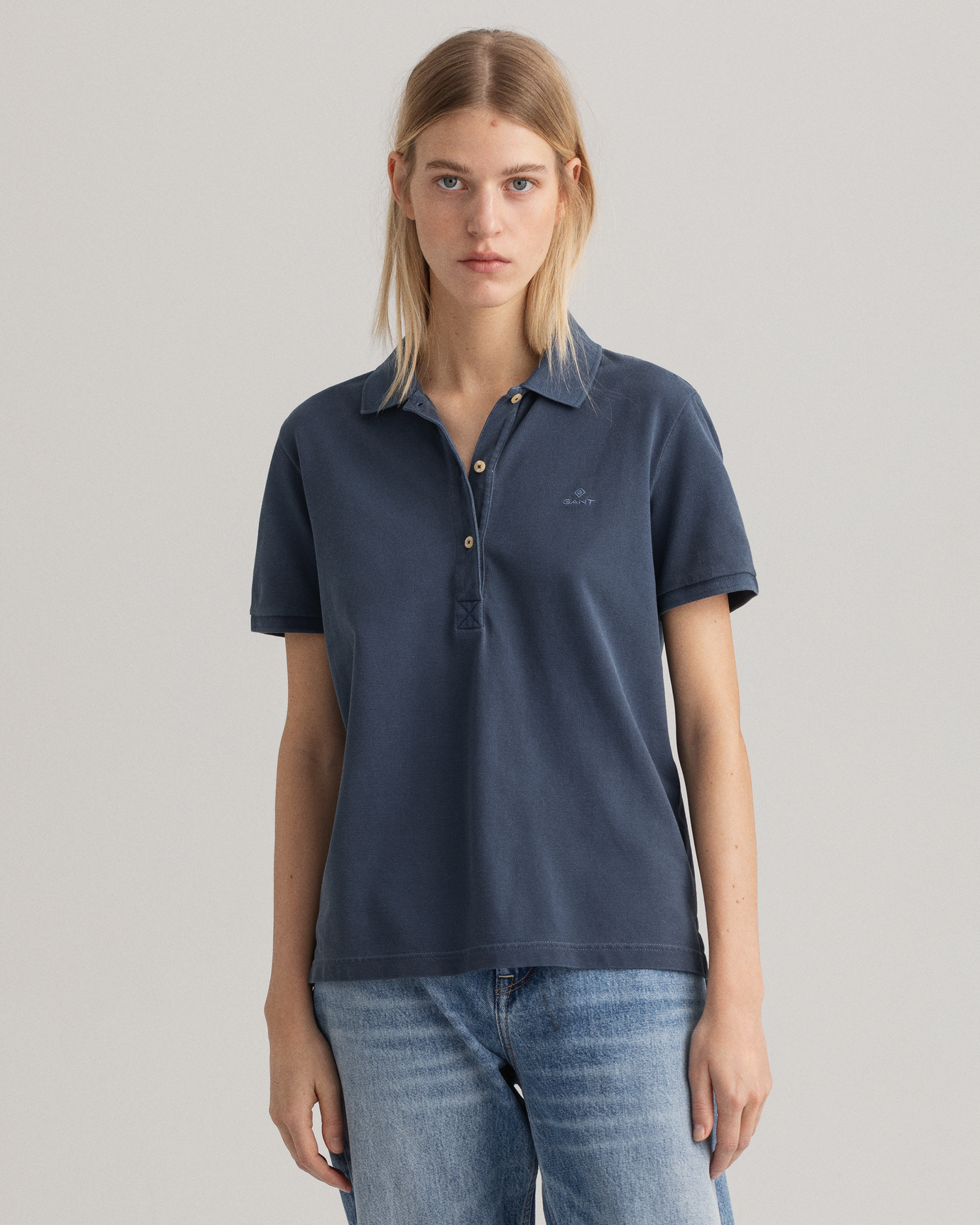 

GANT Women Sunfaded Piqué Polo Shirt (S) Blue