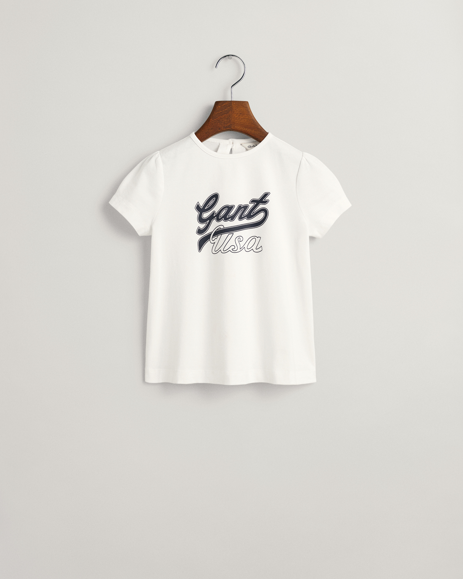 gant white t shirt