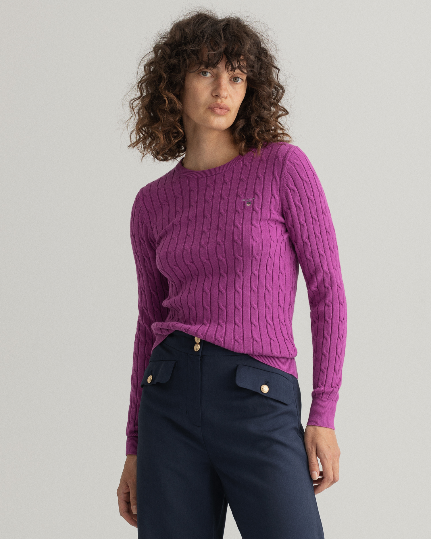 

GANT Women Stretch Cotton Cable Crew Neck Sweater (M)